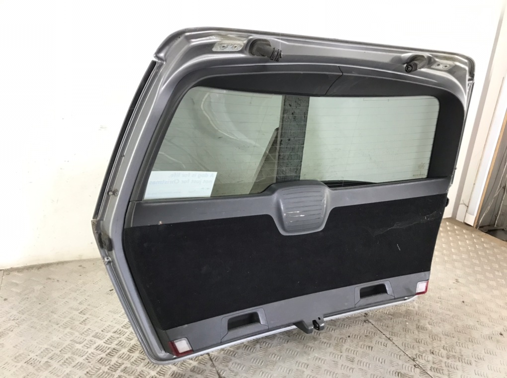 Крышка багажника для Mercedes C W204, 2008 г. 2.2 CDi дизель б/у — фото 6