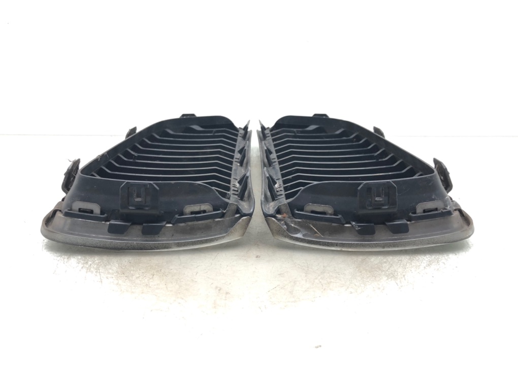 Решетка радиатора для BMW 3 E90/E91/E92/E93, 2006 г. 2.0 TD дизель б/у — фото 7