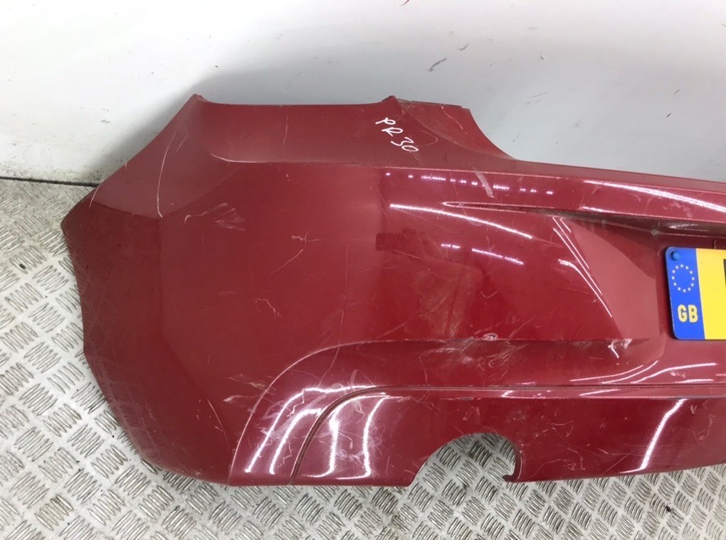 Бампер задний для BMW 1 F20/F21, 2011 г. 2.0 D дизель б/у — фото 2
