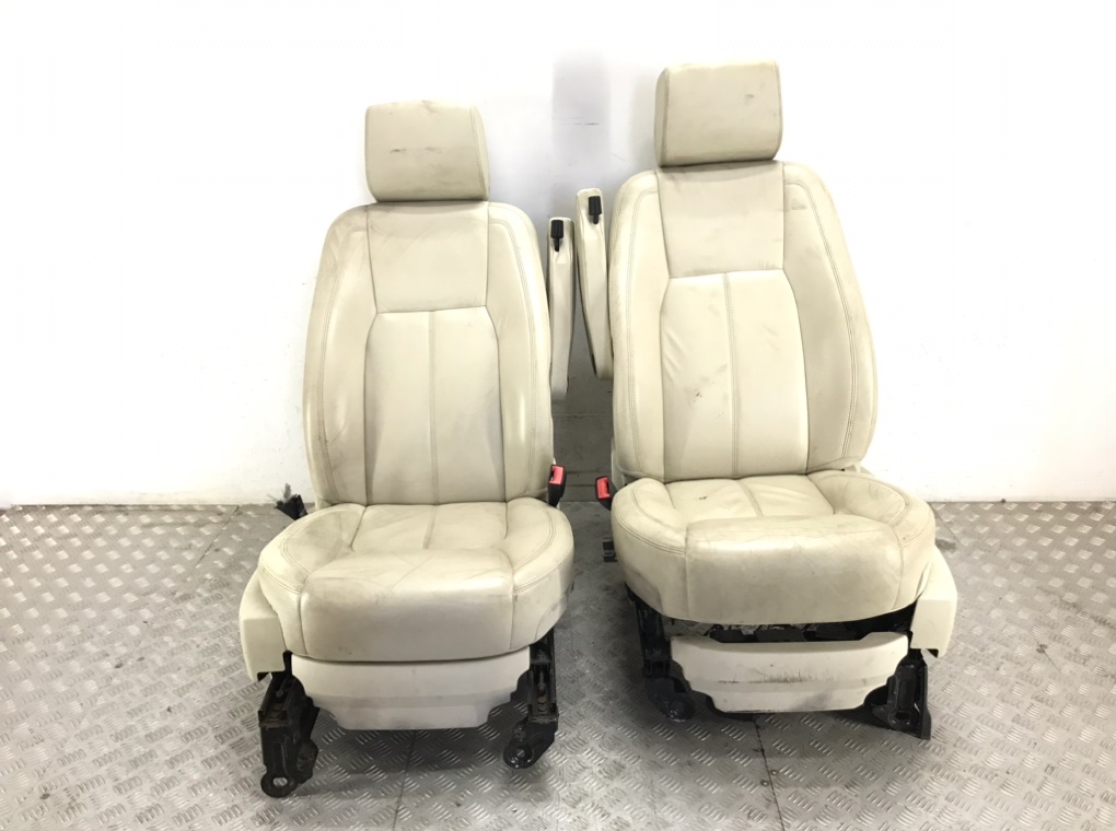 Салон (комплект сидений) для Land Rover Discovery, 2014 г. 3.0 TD дизель б/у — фото 2