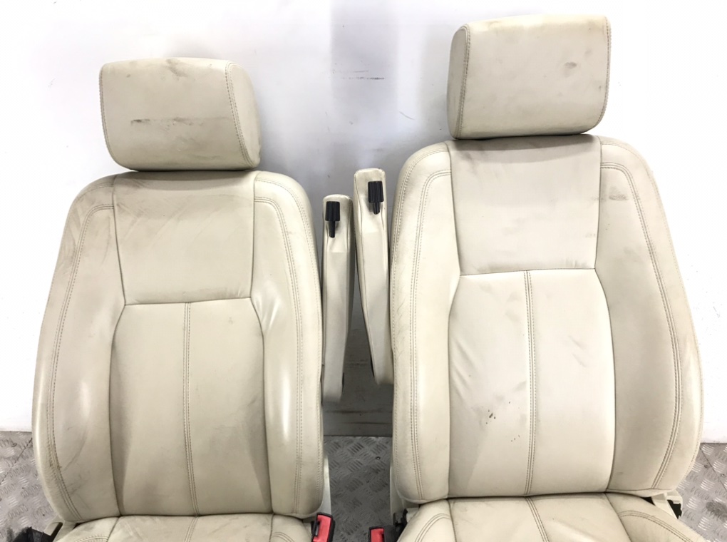Салон (комплект сидений) для Land Rover Discovery, 2014 г. 3.0 TD дизель б/у — фото 3