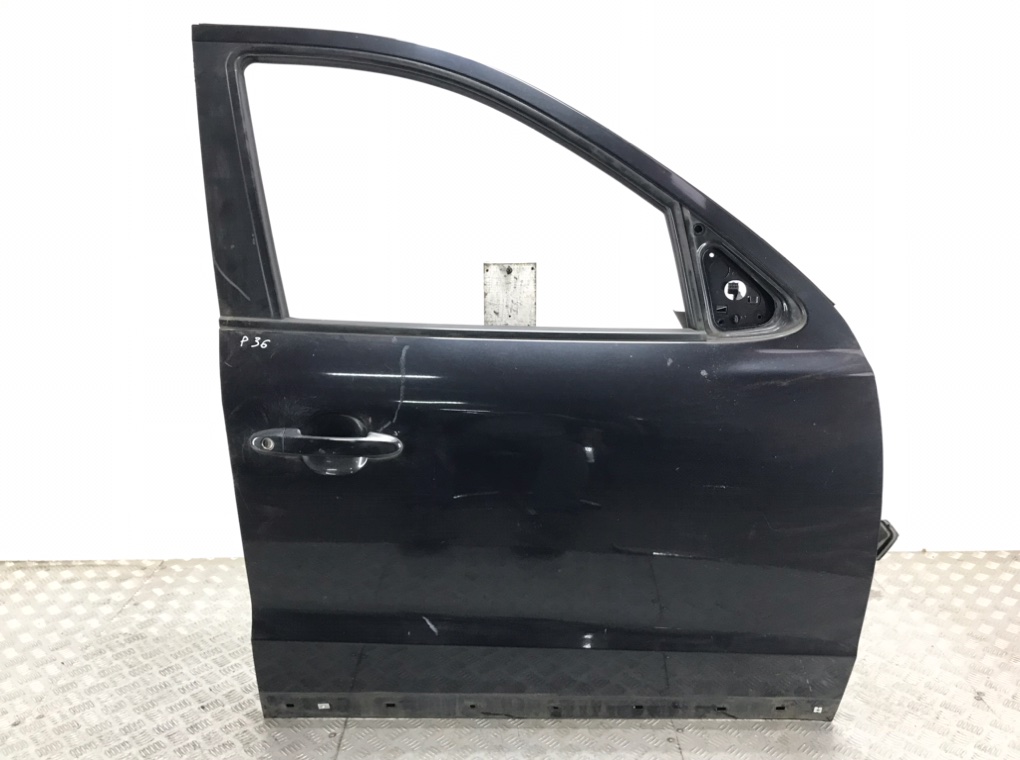 Дверь передняя правая для Hyundai Santa Fe, 2008 г. 2.2 CRDi дизель б/у