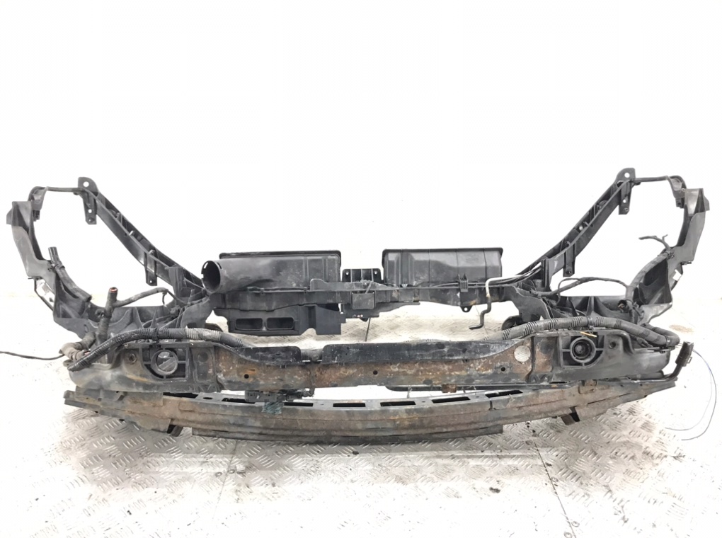 Панель передняя (телевизор) для Hyundai Santa Fe, 2008 г. 2.2 CRDi дизель б/у — фото 8