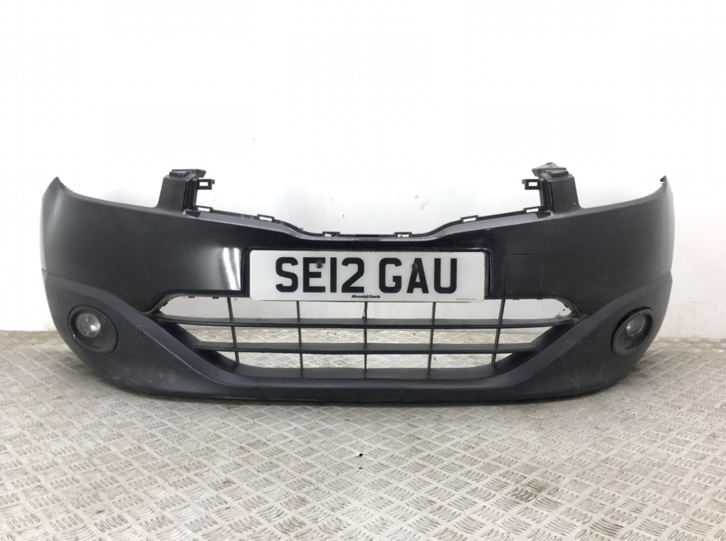 Бампер передний для Nissan Qashqai, 2012 г. 1.6 DCi дизель б/у