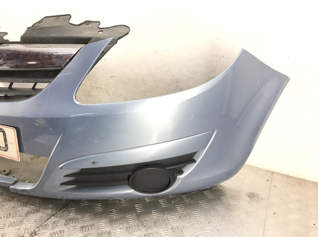 Бампер передний для Opel Corsa, 2007 г. 1.2 i бензин б/у — фото 2