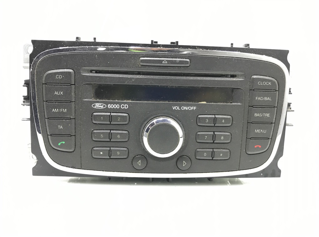 Магнитола для Ford Transit Connect, 2012 г. 1.8 TDDi дизель б/у