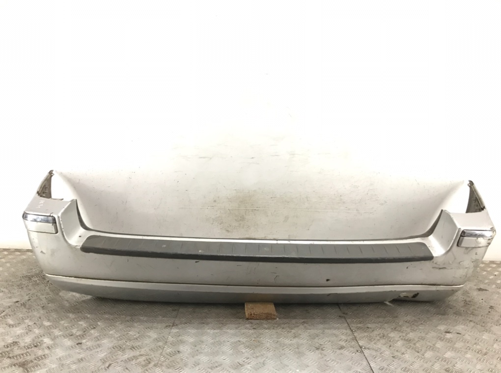 Бампер задний для Volvo V70, 2005 г. 2.4 i бензин б/у