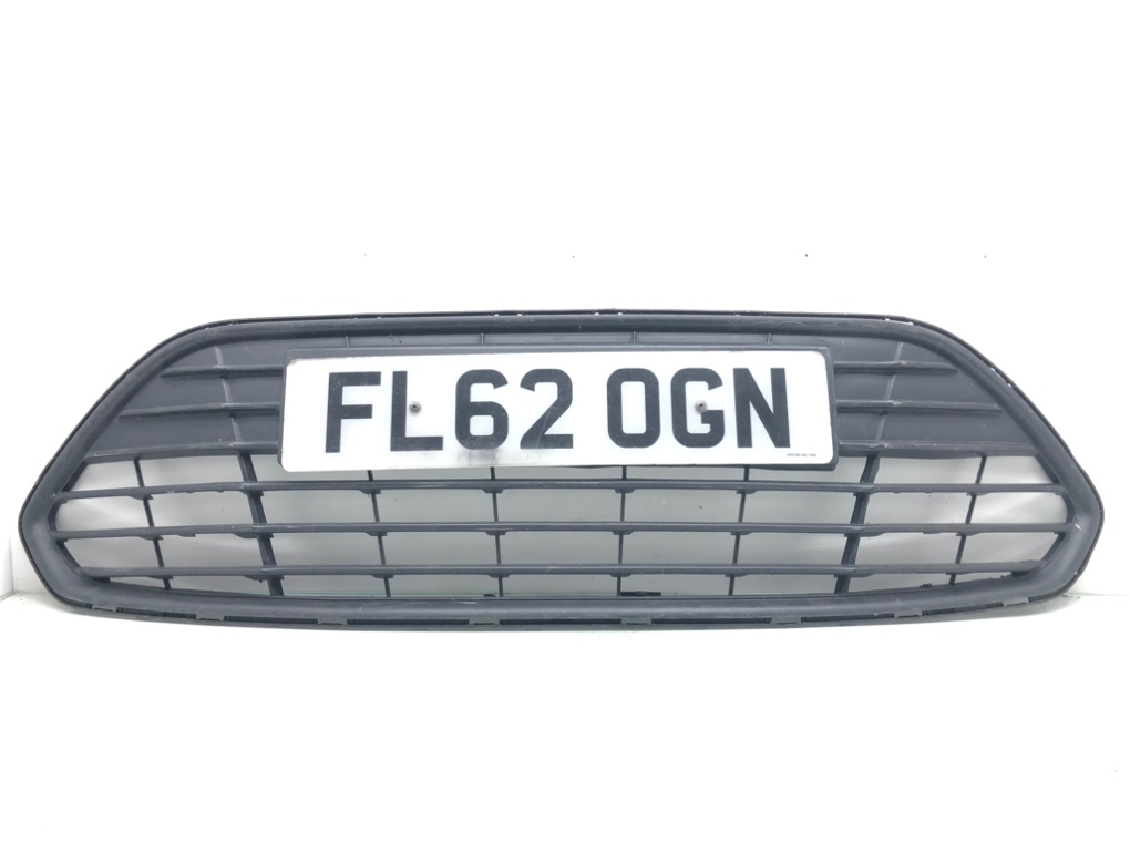 Заглушка (решетка) в бампер передний для Ford Mondeo, 2012 г. 2.0 TDCi дизель б/у