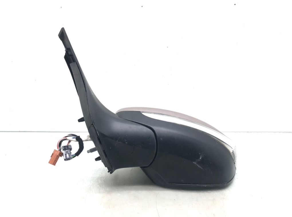 Зеркало наружное левое для Peugeot 208, 2012 г. 1.4 HDi дизель б/у — фото 4