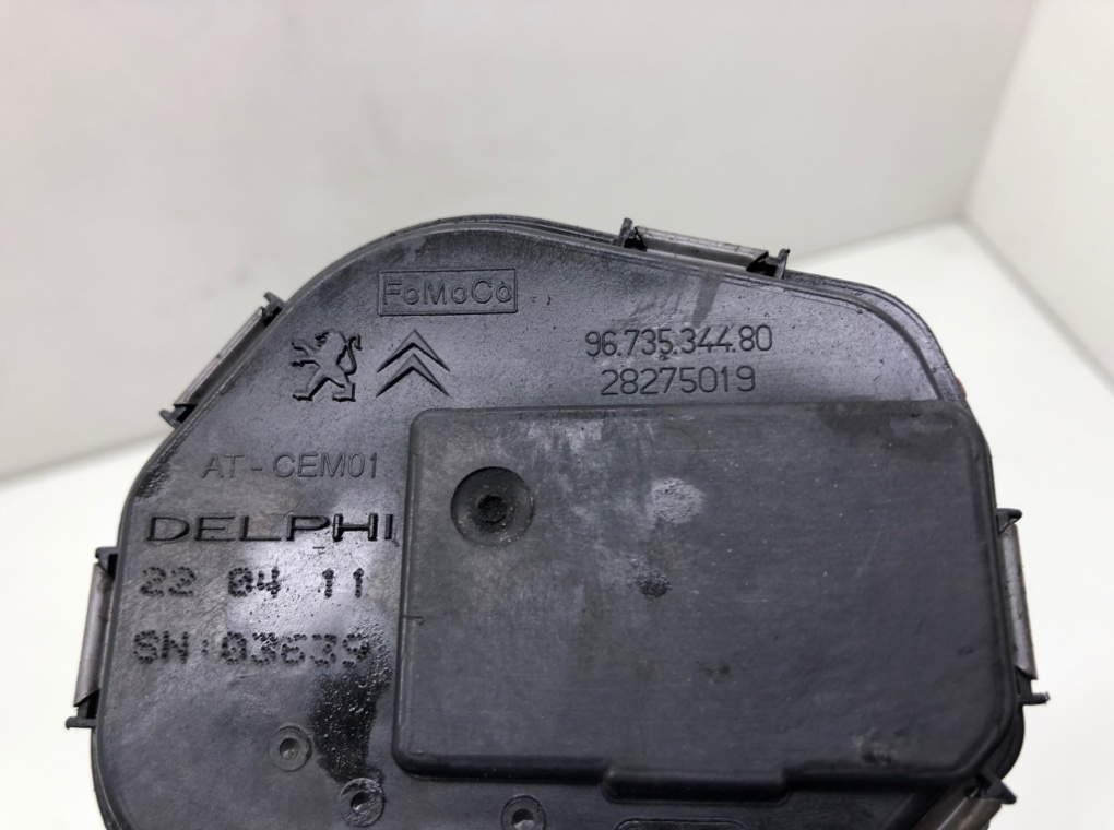 Заслонка дроссельная для Citroen C5, 2011 г. 1.6 HDi дизель б/у — фото 7
