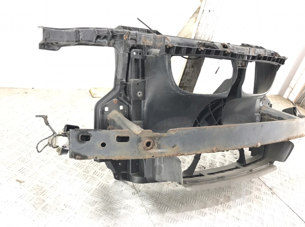 Панель передняя (телевизор) для BMW 1 E87/E81/E82/E88, 2011 г. 2.0 TD дизель б/у — фото 4