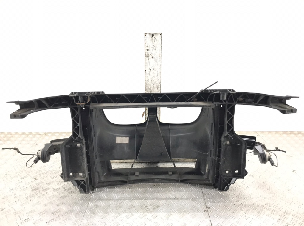 Панель передняя (телевизор) для BMW 1 E87/E81/E82/E88, 2011 г. 2.0 TD дизель б/у — фото 5