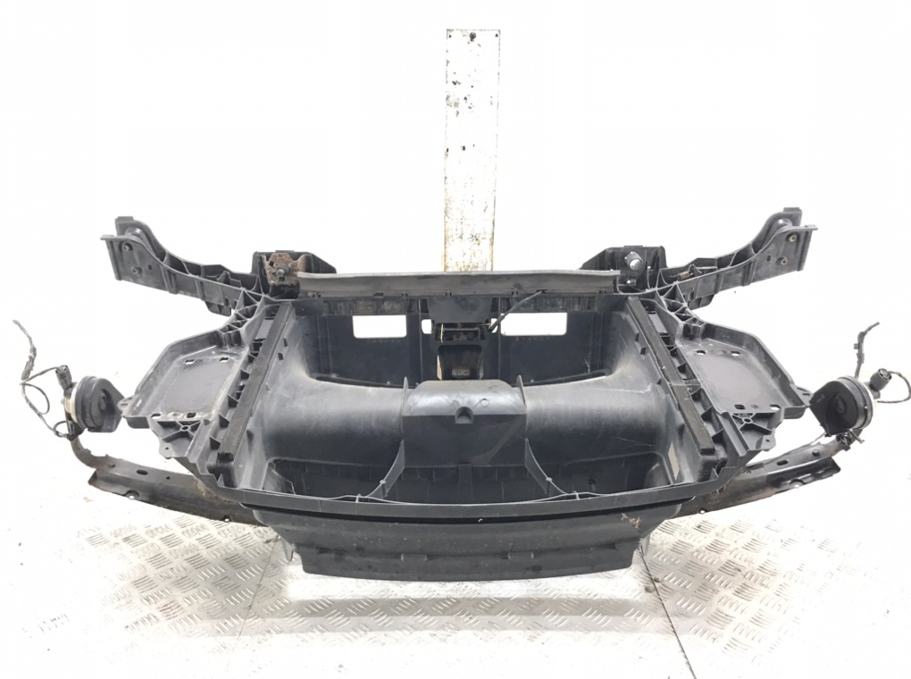 Панель передняя (телевизор) для BMW 1 E87/E81/E82/E88, 2011 г. 2.0 TD дизель б/у — фото 6