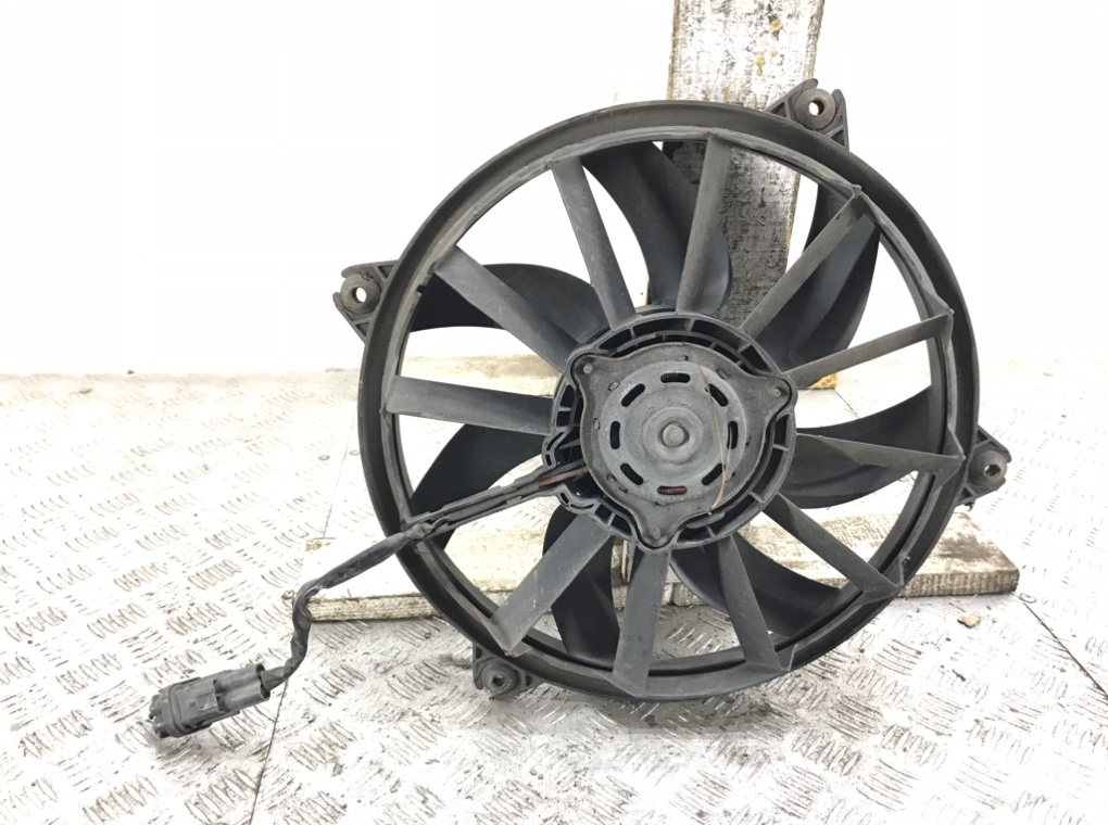 Вентилятор радиатора для Peugeot 307, 2005 г. 1.6 HDi дизель б/у — фото 5