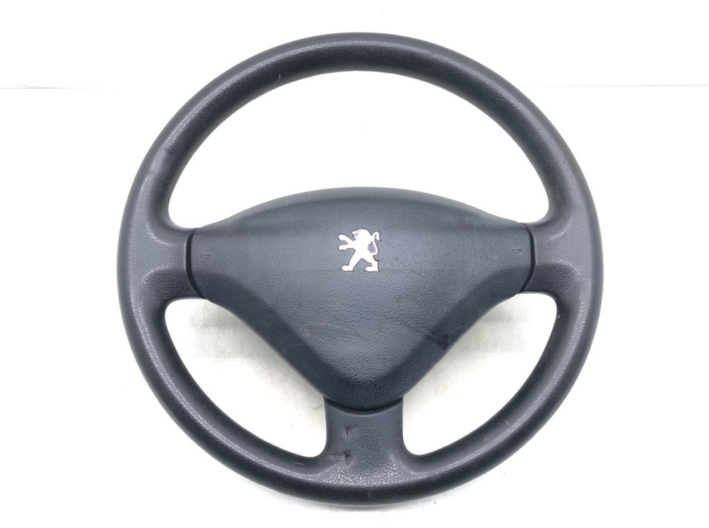 Руль для Peugeot 207, 2009 г. 1.4 i бензин б/у