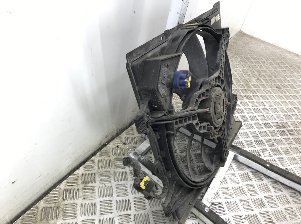 Вентилятор радиатора для Ford Ka+, 2011 г. 1.2 i бензин б/у — фото 3