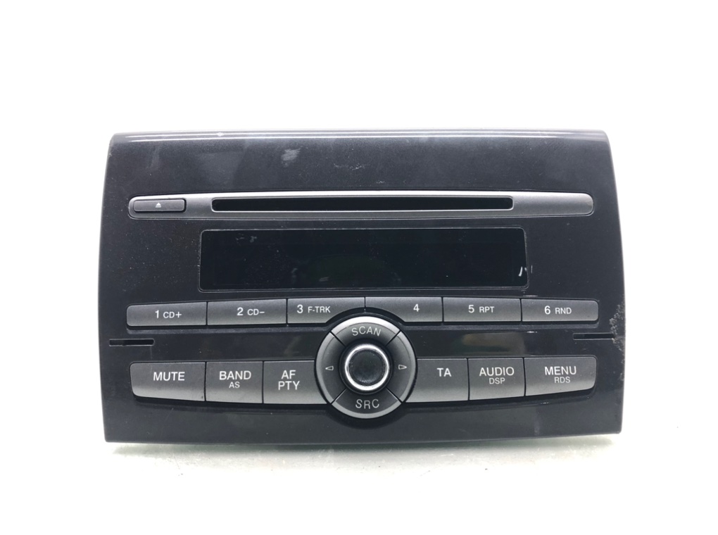 Магнитола для Fiat Bravo, 2011 г. 1.6 JTD дизель б/у