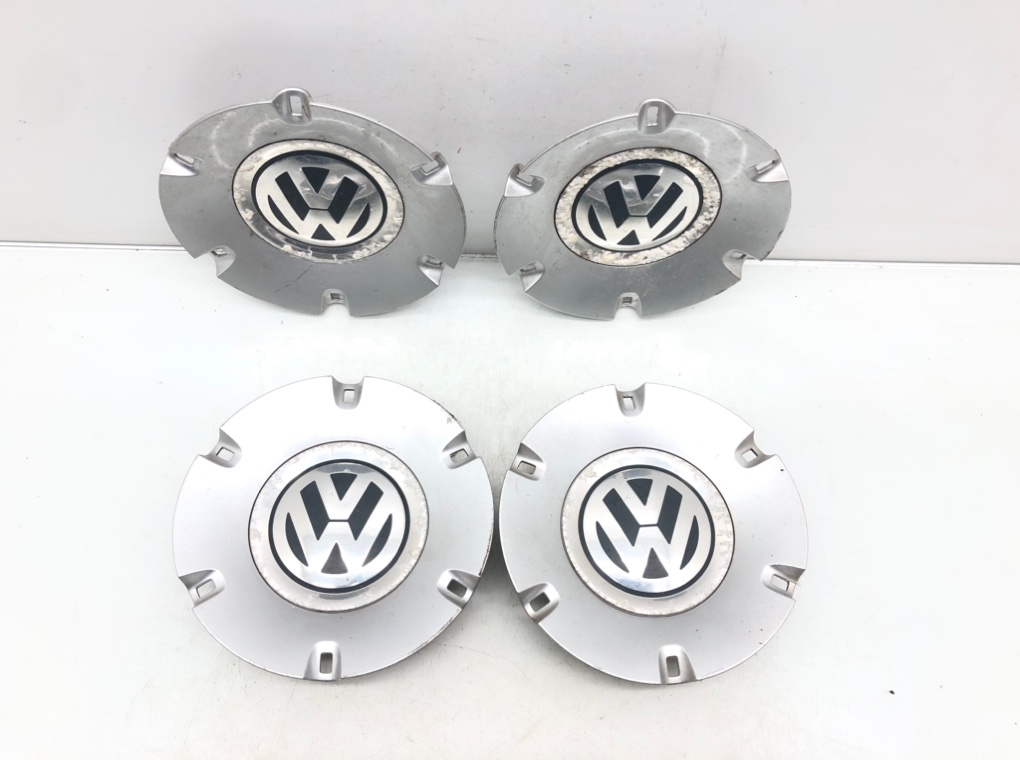Колпачок литого диска для Volkswagen EOS, 2008 г. 2.0 FSI бензин б/у — фото 2