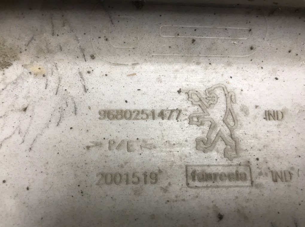 Бампер задний для Peugeot 207, 2008 г. 1.4 i бензин б/у — фото 11