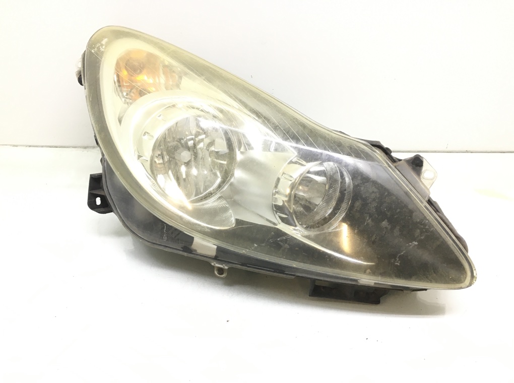 Фара правая для Opel Corsa, 2008 г. 1.2 i бензин б/у