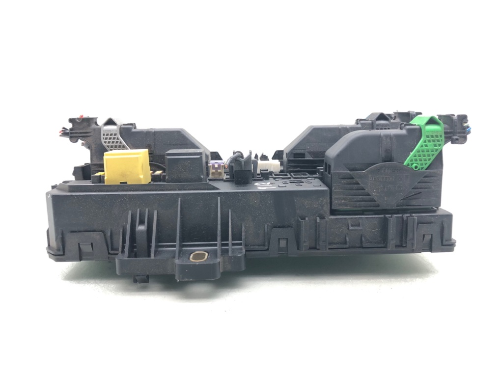 Блок предохранителей для Opel Zafira, 2006 г. 1.6 i бензин б/у — фото 4