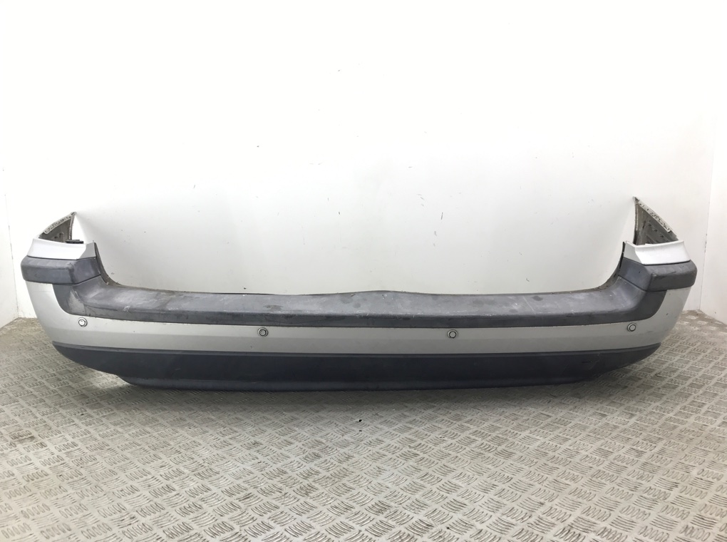 Бампер задний для Volvo V70, 2003 г. 2.4 i бензин б/у