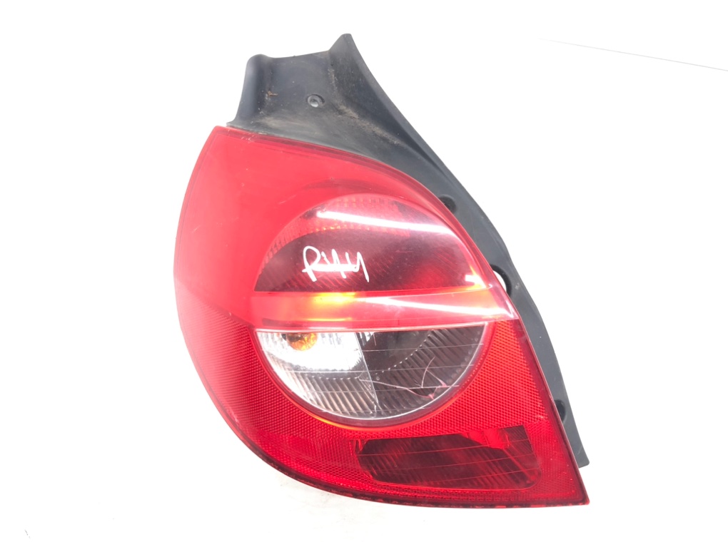 Фонарь задний левый для Renault Clio, 2007 г. 1.4 i бензин б/у