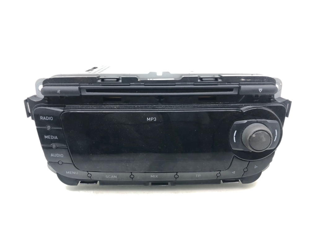 Магнитола для Seat Ibiza, 2011 г. 1.6 TDi дизель б/у