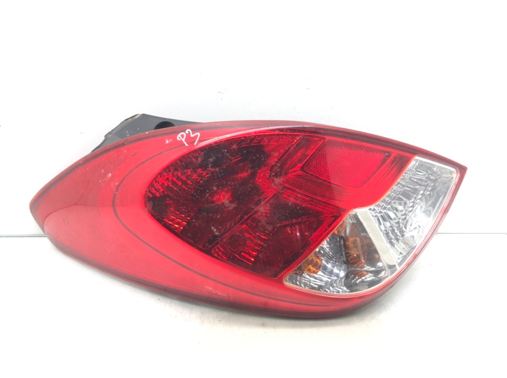 Фонарь задний левый для Hyundai i20, 2013 г. 1.4 CRDi дизель б/у