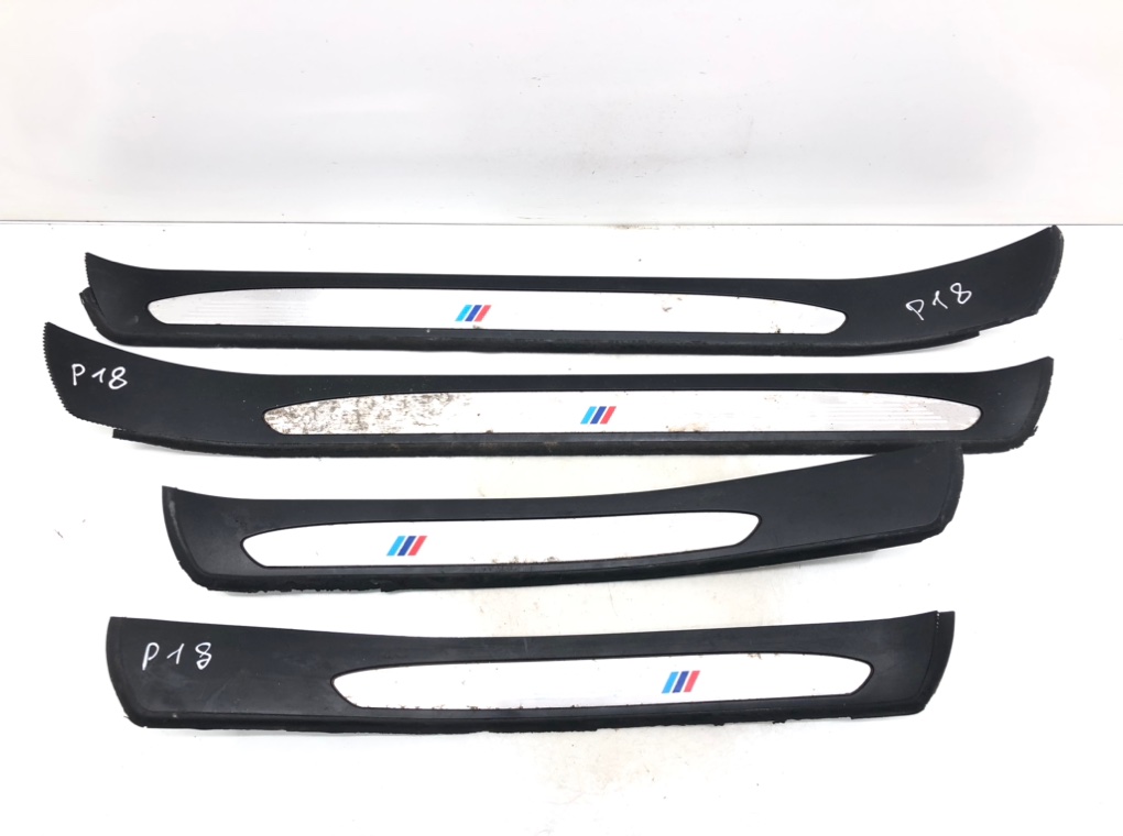 Накладка на порог для BMW 5 E60/E61, 2005 г. 2.0 TD дизель б/у