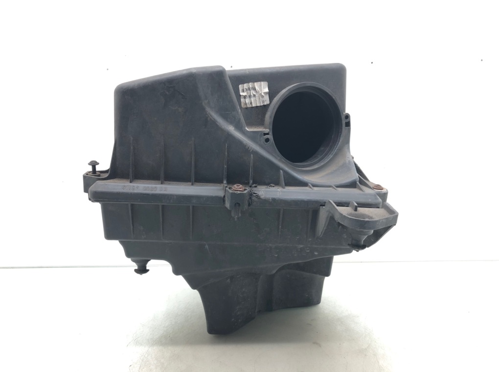 Корпус воздушного фильтра для Ford Focus, 2007 г. 1.8 TDCi дизель б/у — фото 2