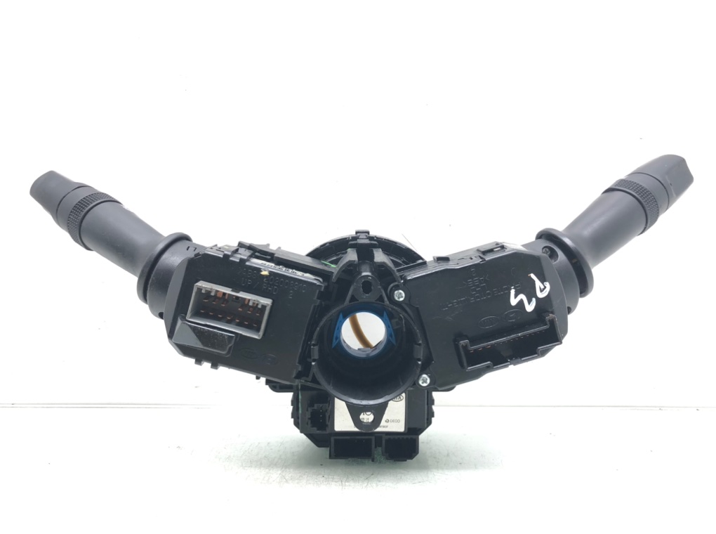 Переключатель подрулевой (стрекоза) для Hyundai i20, 2013 г. 1.4 CRDi дизель б/у — фото 4