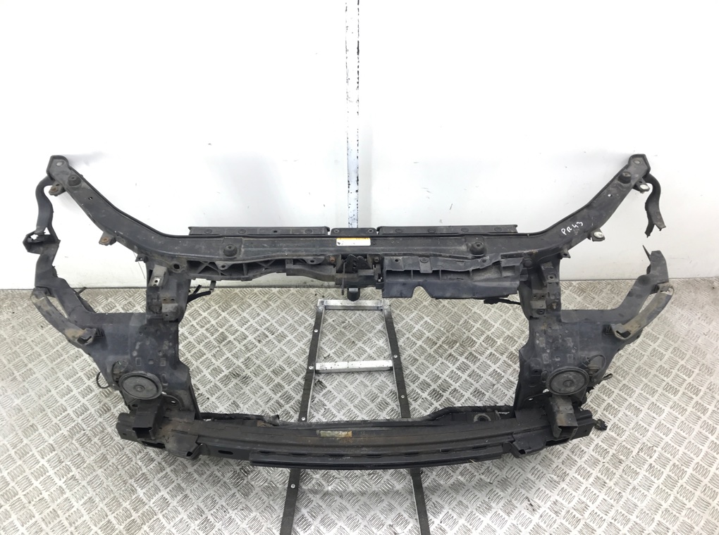Панель передняя (телевизор) для Hyundai Santa Fe, 2008 г. 2.2 CRDi дизель б/у — фото 2
