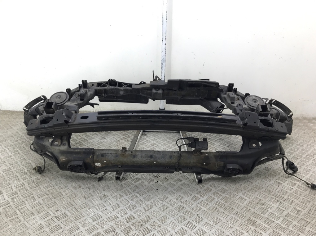Панель передняя (телевизор) для Hyundai Santa Fe, 2008 г. 2.2 CRDi дизель б/у — фото 5