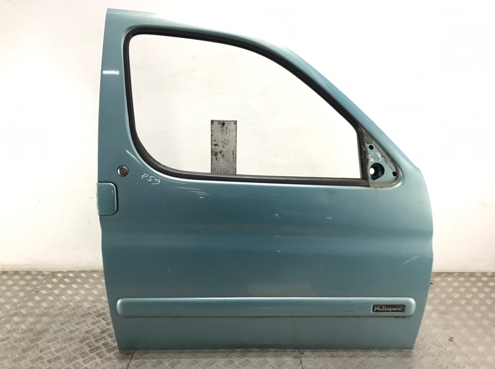 Дверь передняя правая для Citroen Berlingo, 2005 г. 1.9 D дизель б/у