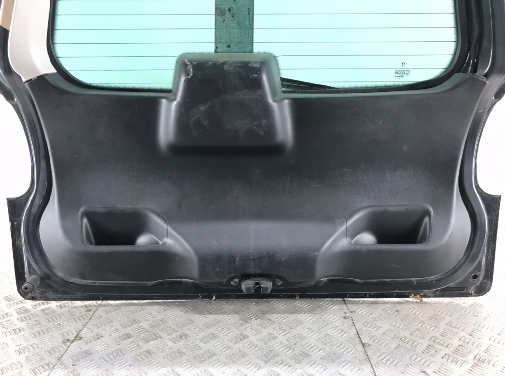 Крышка багажника для Peugeot 207, 2008 г. 1.4 i бензин б/у — фото 4