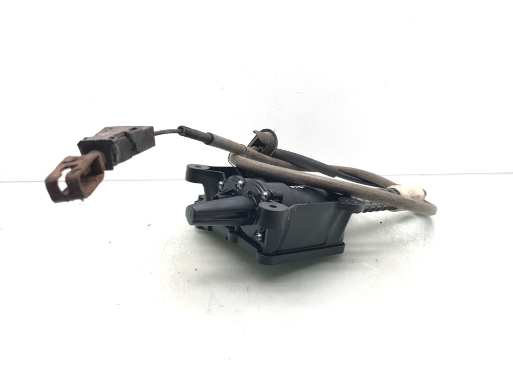 Электроручник для Peugeot 3008, 2010 г. 1.6 HDi дизель б/у — фото 4