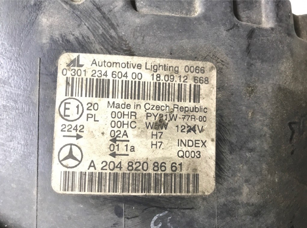 Фара правая для Mercedes C W204, 2008 г. 3.0 CDi дизель б/у — фото 9