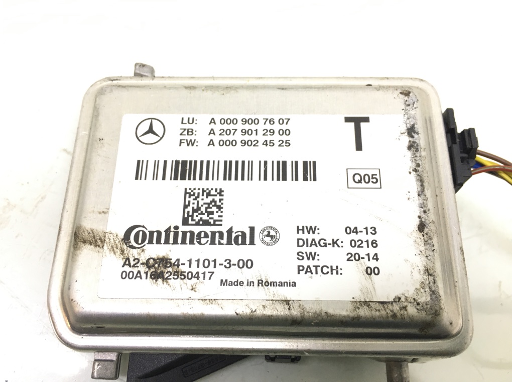 Камера переднего вида для Mercedes A W176, 2016 г. 2.2 CDi дизель б/у — фото 5
