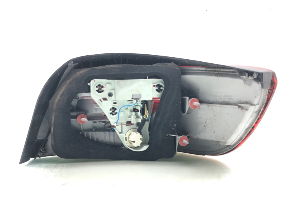Фонарь задний левый для BMW 3 E90/E91/E92/E93, 2009 г. 2.0 i бензин б/у — фото 2