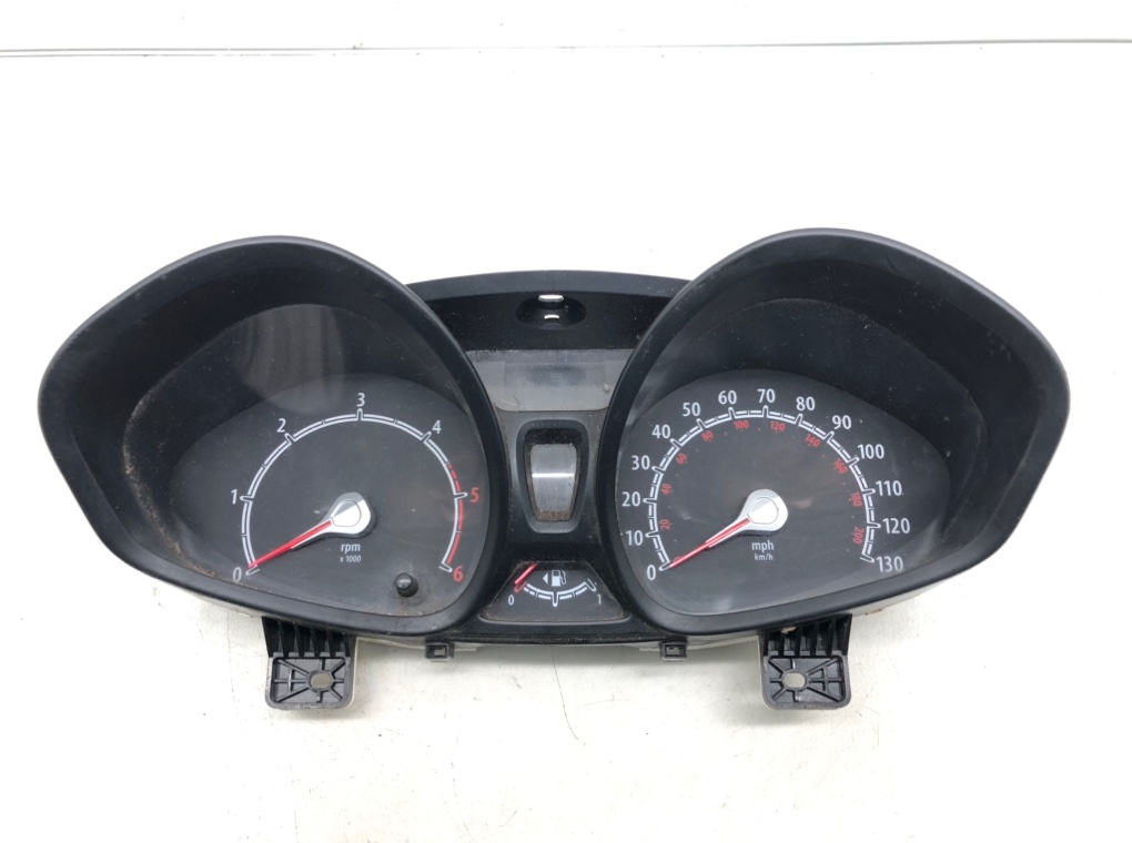 Щиток приборов (приборная панель) для Ford Fiesta, 2011 г. 1.6 TDCi дизель б/у