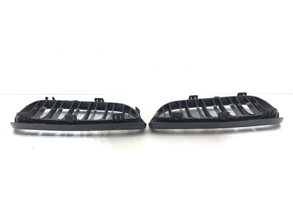 Решетка радиатора для BMW 3 E90/E91/E92/E93, 2009 г. 2.0 i бензин б/у — фото 5