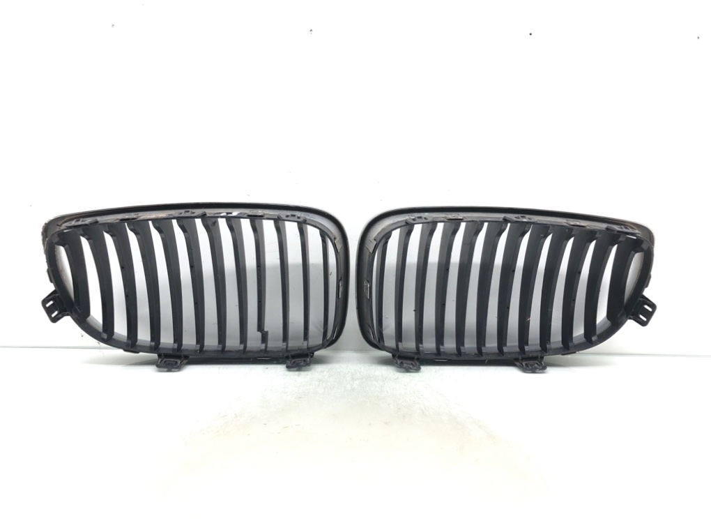 Решетка радиатора для BMW 1 E87/E81/E82/E88, 2010 г. 2.0 TD дизель б/у — фото 2