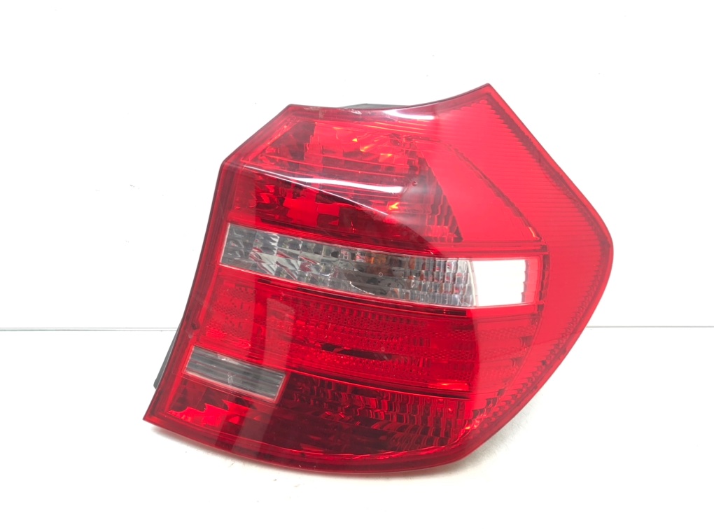 Фонарь задний правый для BMW 1 E87/E81/E82/E88, 2007 г. 2.0 TD дизель б/у