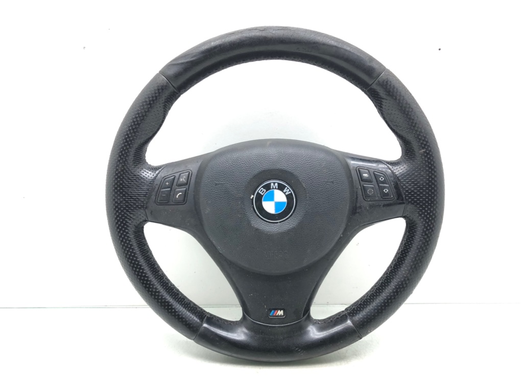 Руль для BMW 1 E87/E81/E82/E88, 2007 г. 2.0 TD дизель б/у
