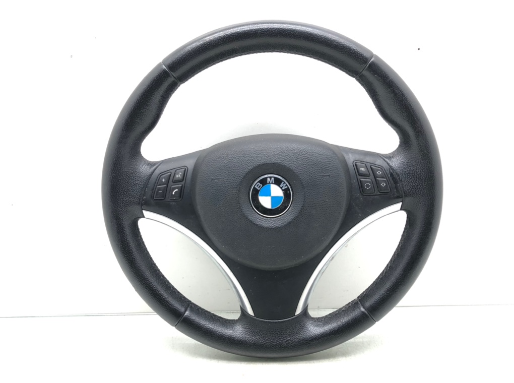 Руль для BMW 1 E87/E81/E82/E88, 2010 г. 2.0 TD дизель б/у