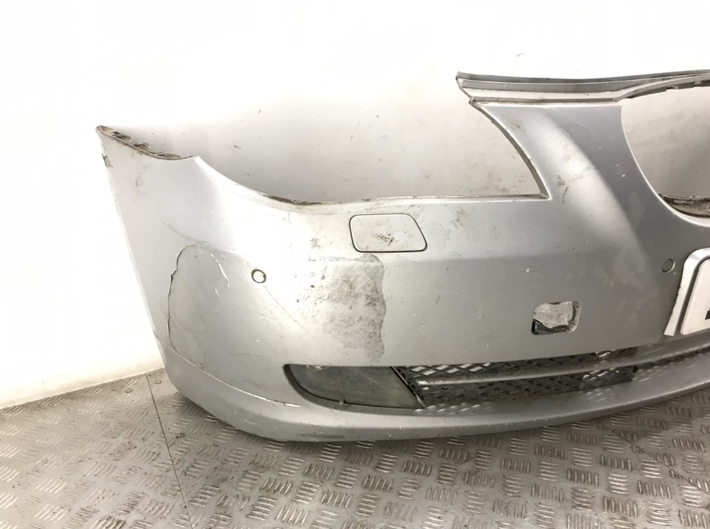 Бампер передний для BMW 5 E60/E61, 2007 г. 2.0 TD дизель б/у — фото 2