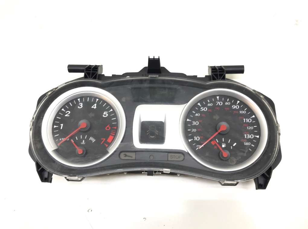 Щиток приборов (приборная панель) для Renault Clio, 2009 г. 1.2 Ti бензин б/у