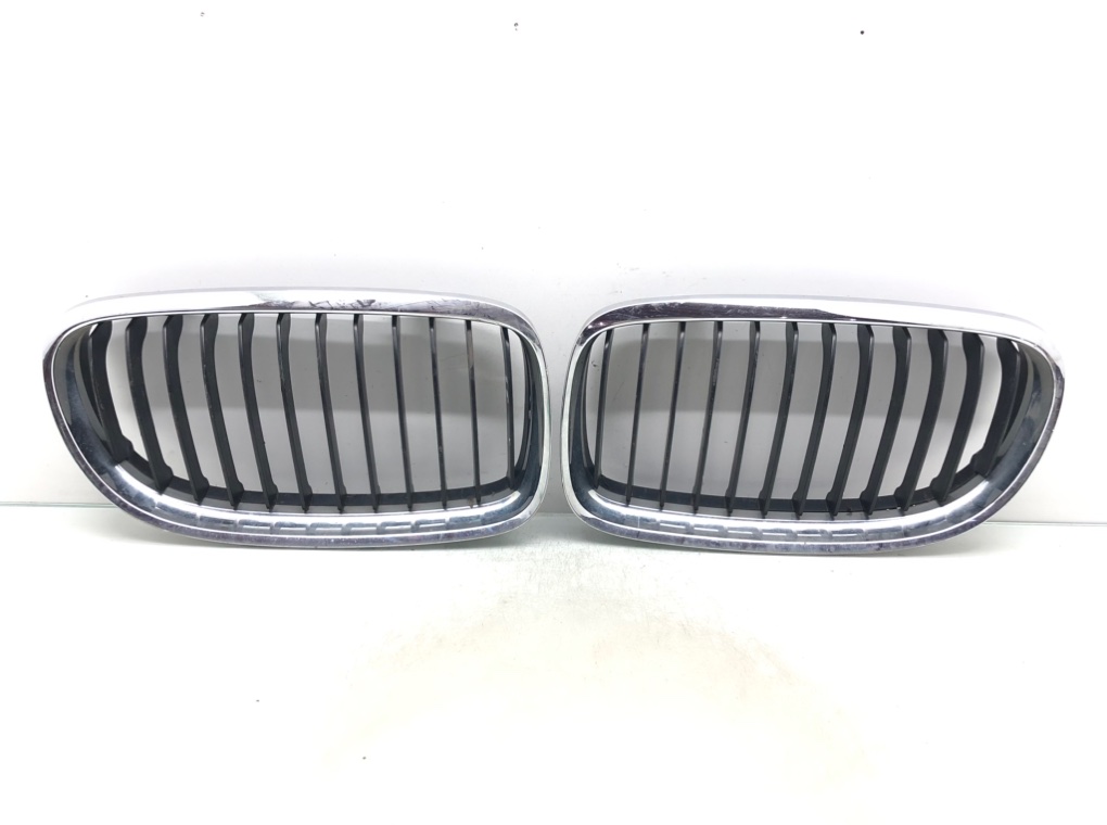 Решетка радиатора для BMW 3 E90/E91/E92/E93, 2009 г. 2.0 i бензин б/у