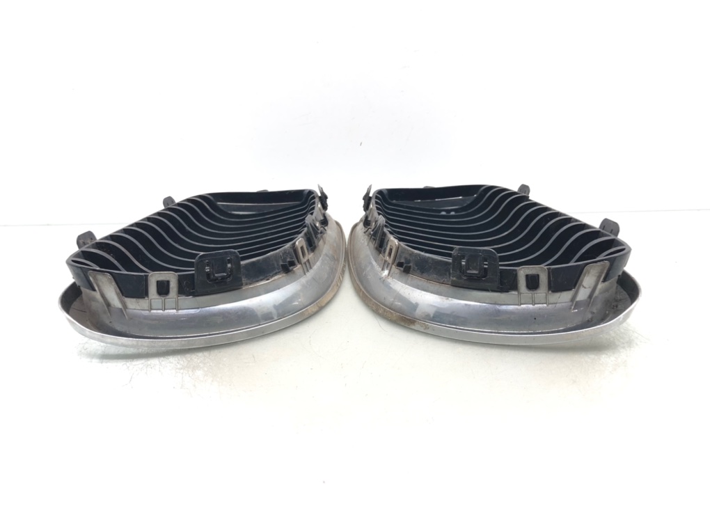 Решетка радиатора для BMW 3 E90/E91/E92/E93, 2009 г. 2.0 i бензин б/у — фото 6